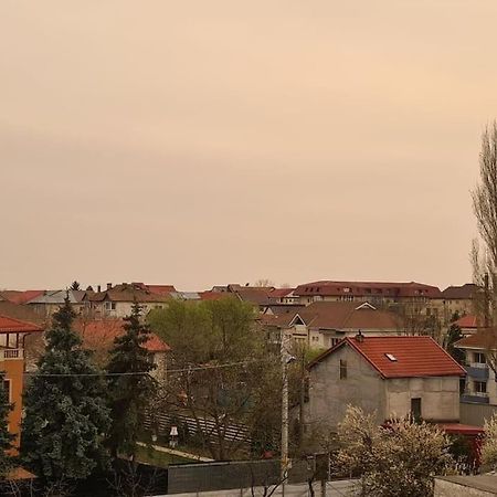 Central, Ideal Pentru Familii Sau Grupuri Отопени Екстериор снимка