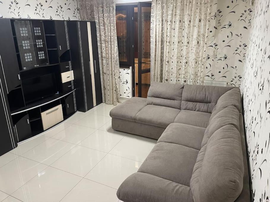 Central, Ideal Pentru Familii Sau Grupuri Отопени Екстериор снимка