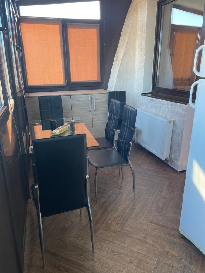 Central, Ideal Pentru Familii Sau Grupuri Отопени Екстериор снимка